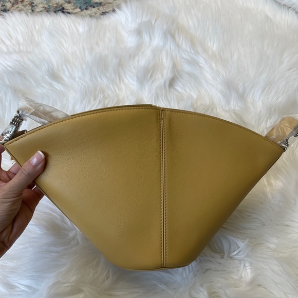 A’Cloud Roman Column Ionic Mini Tote - Picture 3 of 11